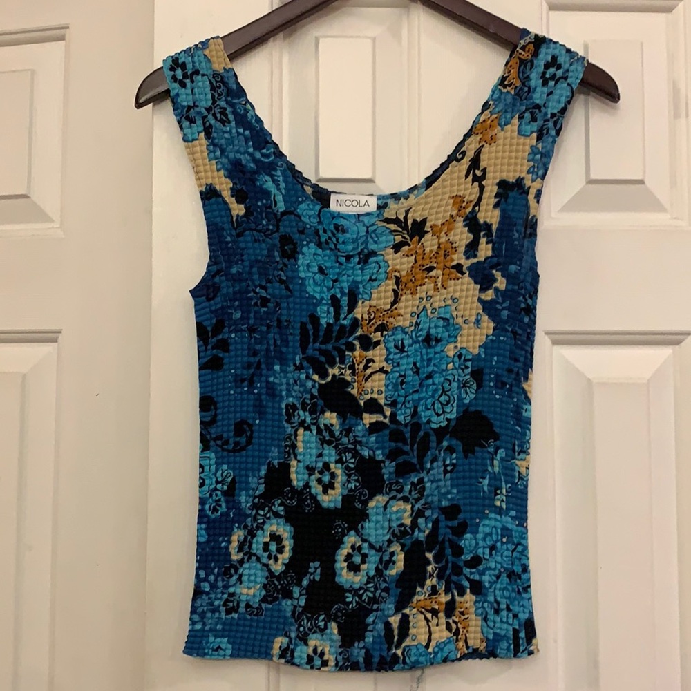 COPY - 😍 2/$29 Nicola tank top S